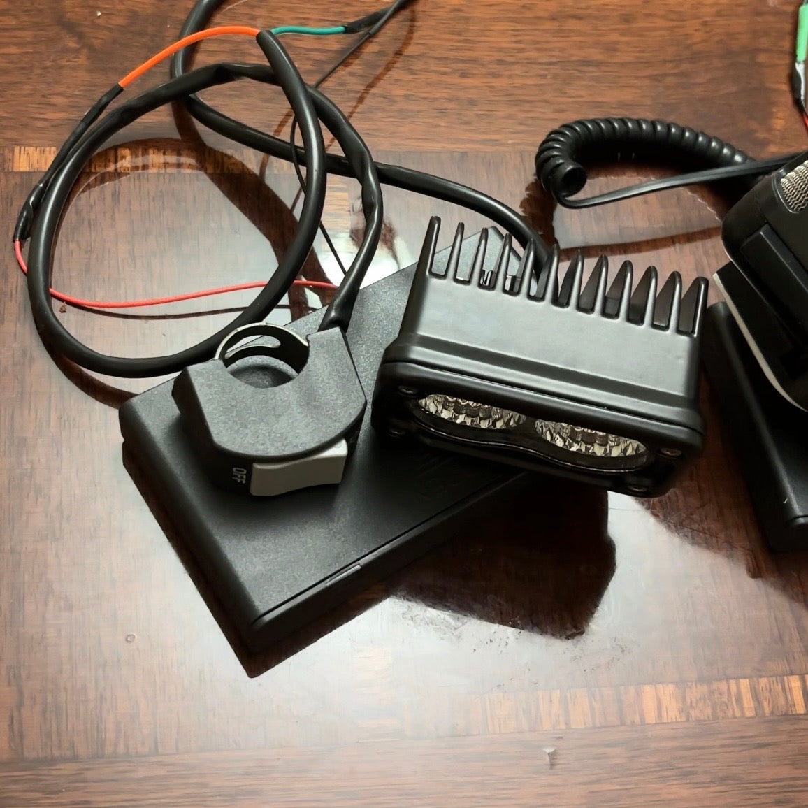 V2 Battery Powered Baja Light